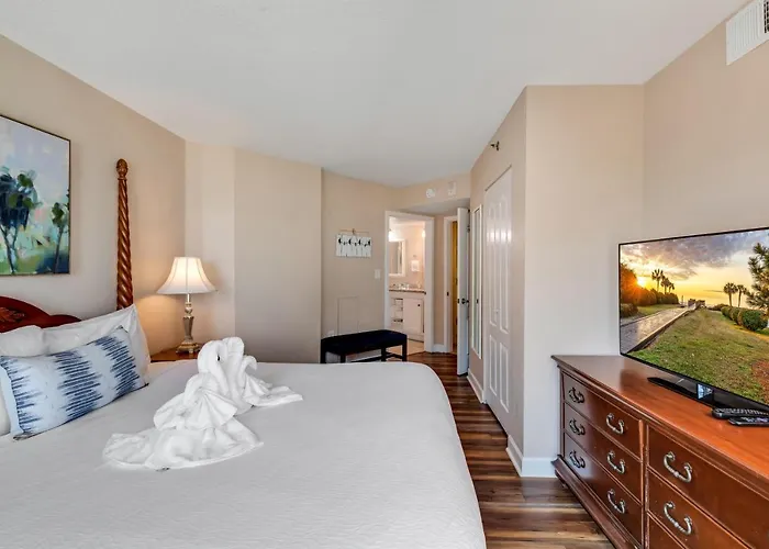Carolinian Corner Gem Views!