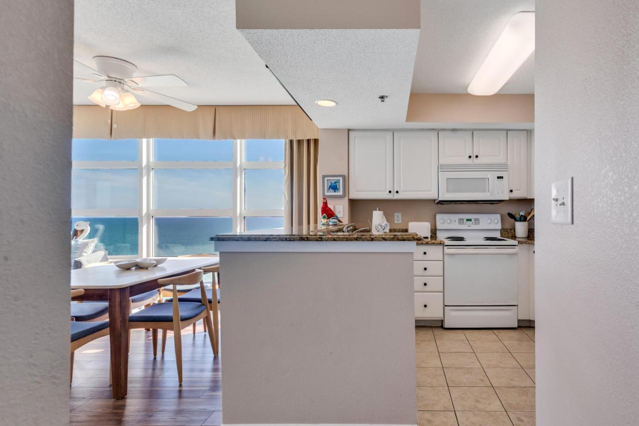 Apartment Carolinian Corner Gem Views! Myrtle Beach